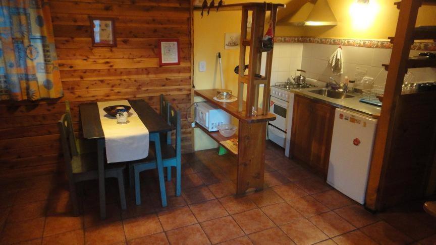 Bungalows El Bosque De Los Elfos San Carlos de Bariloche Habitación foto